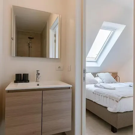 Ruime, Luxe Duplex Penthouse Met 3 Slaapkamer * Ostend
