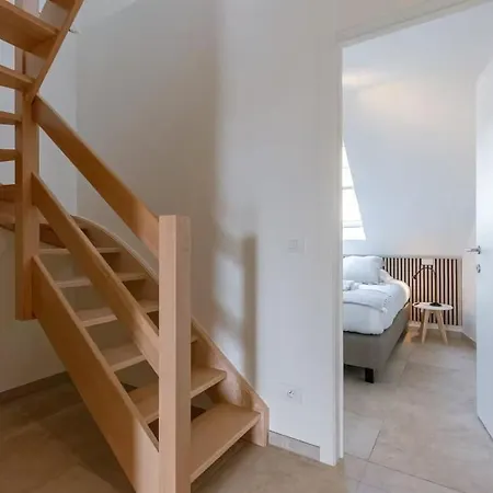 Ruime, Luxe Duplex Penthouse Met 3 Slaapkamer Apartment