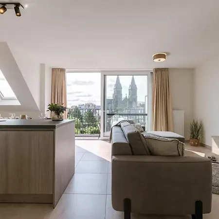 Ruime, Luxe Duplex Penthouse Met 3 Slaapkamer Apartment
