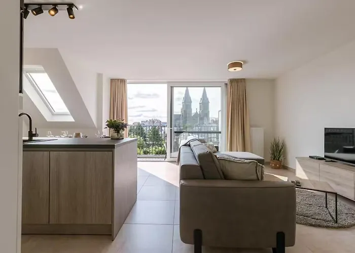 Ruime, Luxe Duplex Penthouse Met 3 Slaapkamer Appartement