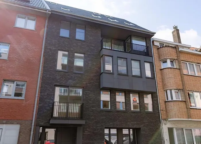 Ruime, Luxe Duplex Penthouse Met 3 Slaapkamer * Oostende